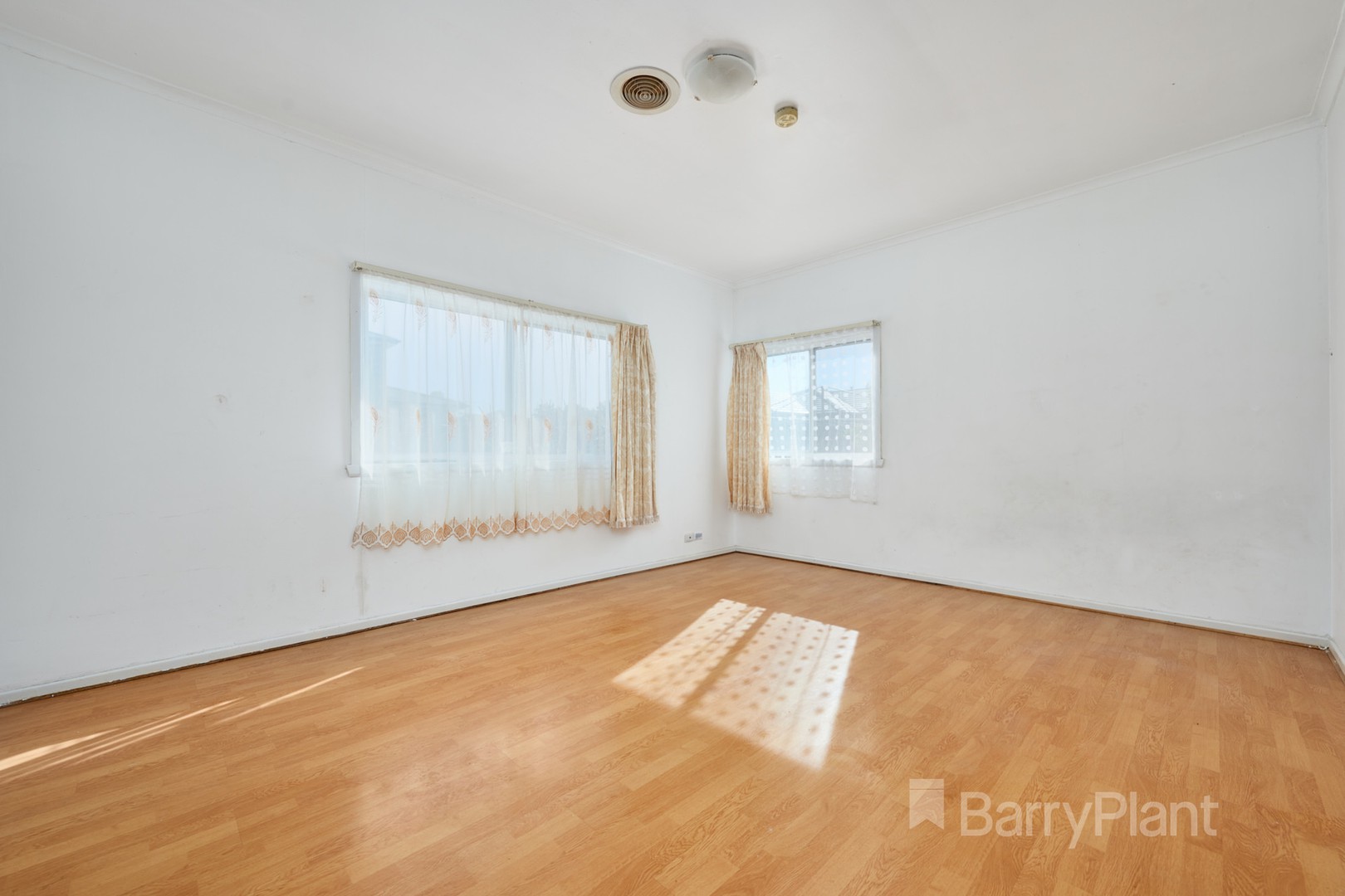 31 Haresta Avenue, Dandenong, VIC 3175, Dandenong - Thumbnail 7
