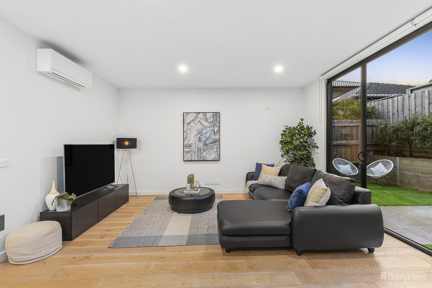31 Harvest Court, Doncaster, VIC 3108, Doncaster - Thumbnail 2