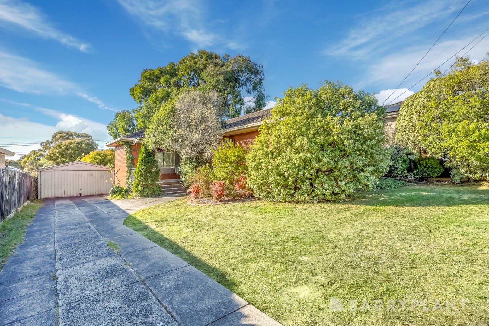 31 Highclere Avenue, Mount Waverley, VIC 3149 - Thumbnail 2 - 15/05/2025