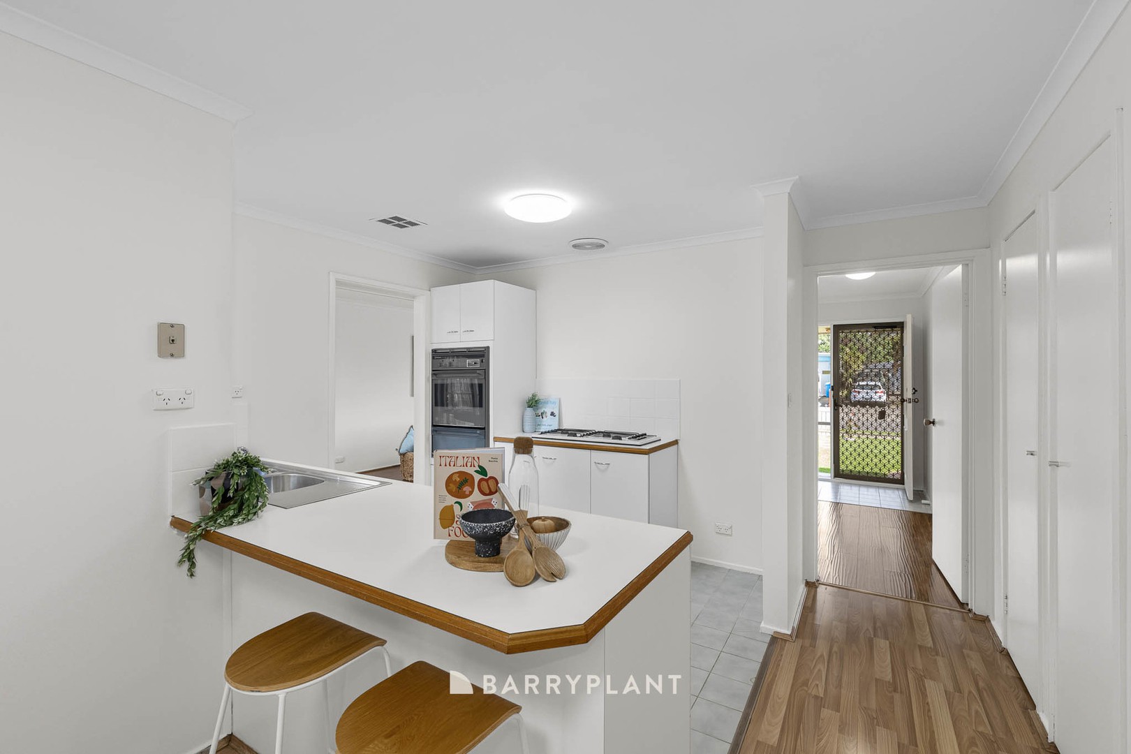 31 Ireland Avenue, Narre Warren, VIC 3805, Narre Warren - Thumbnail 7