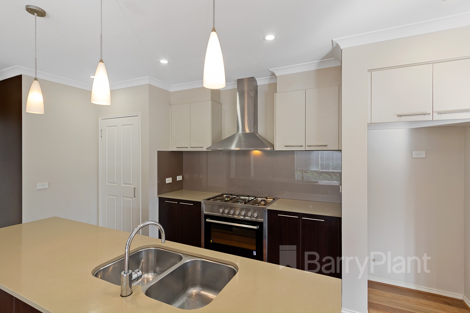 31 Joelson Avenue, Scoresby, VIC 3179, Scoresby - Thumbnail 2