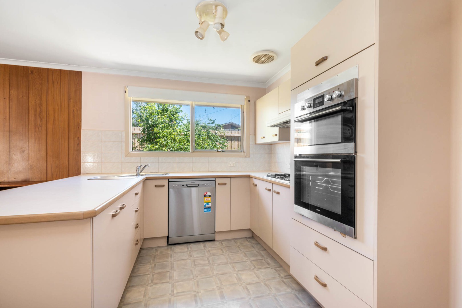 31 Kanimbla Avenue, Leopold, VIC 3224, Leopold - Thumbnail 4