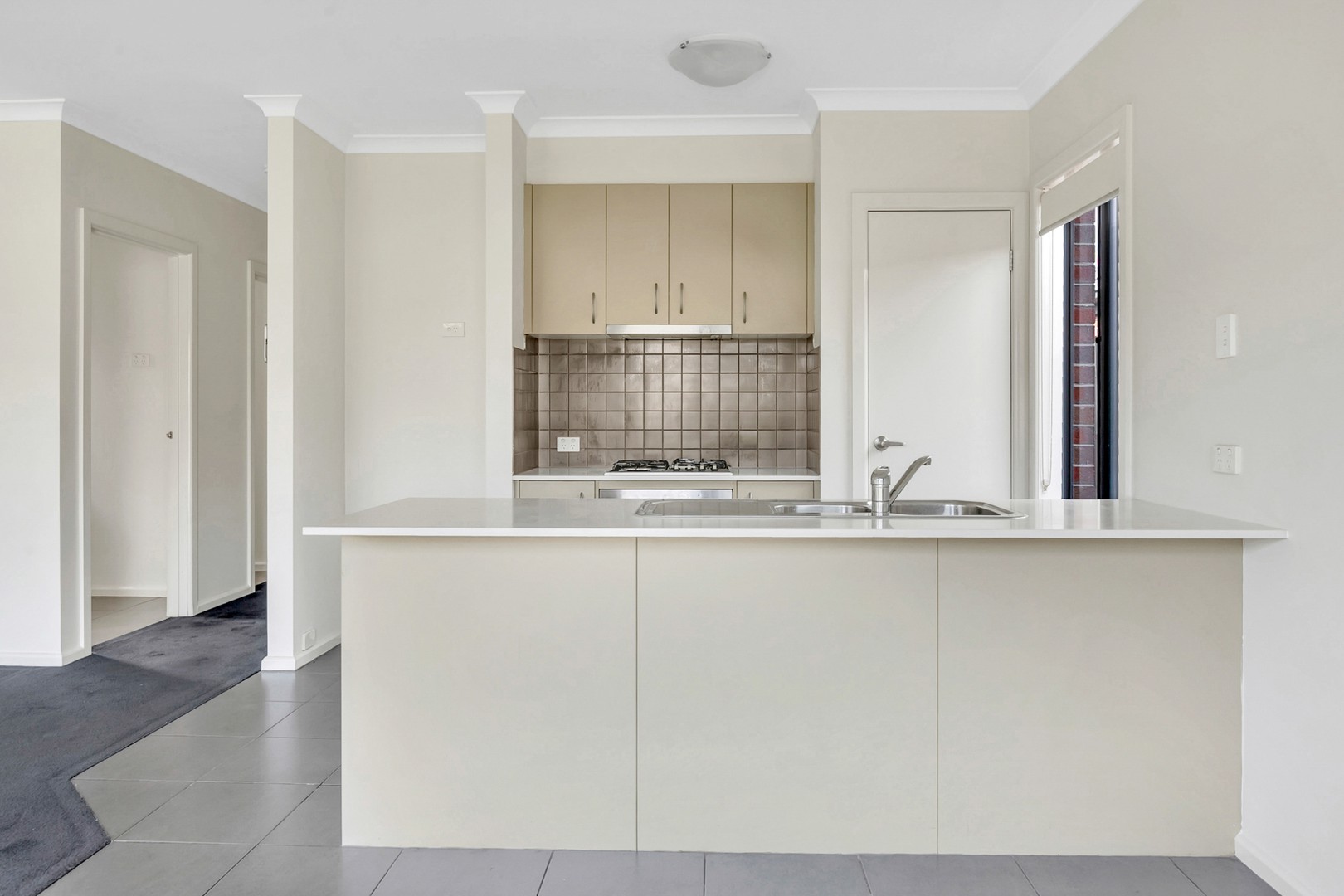 31 Kernan Court, Craigieburn, VIC 3064, Craigieburn - Thumbnail 2