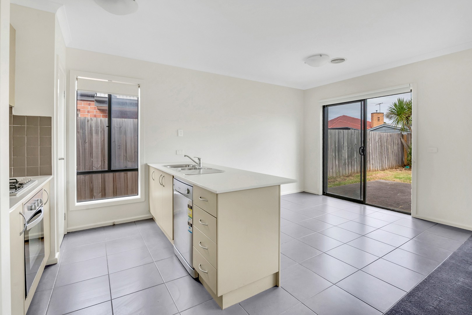 31 Kernan Court, Craigieburn, VIC 3064, Craigieburn - Thumbnail 4