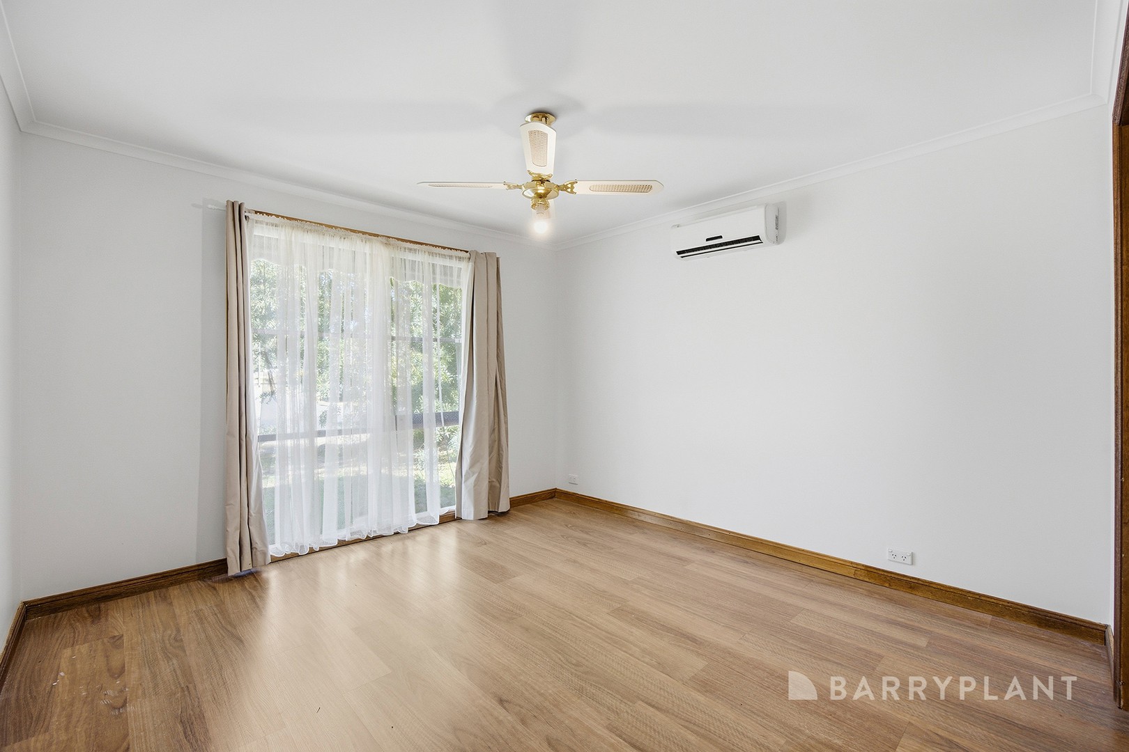 31 Kingston Avenue, Pakenham, VIC 3810, Pakenham - Thumbnail 2