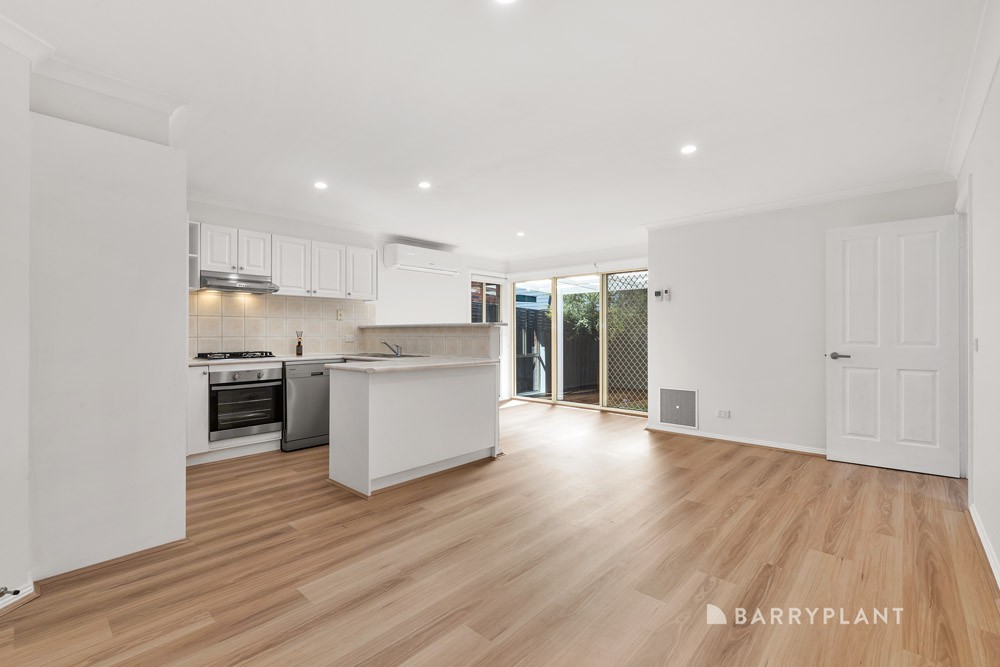 31 Luck Street, Eltham, VIC 3095, Eltham - Thumbnail 3