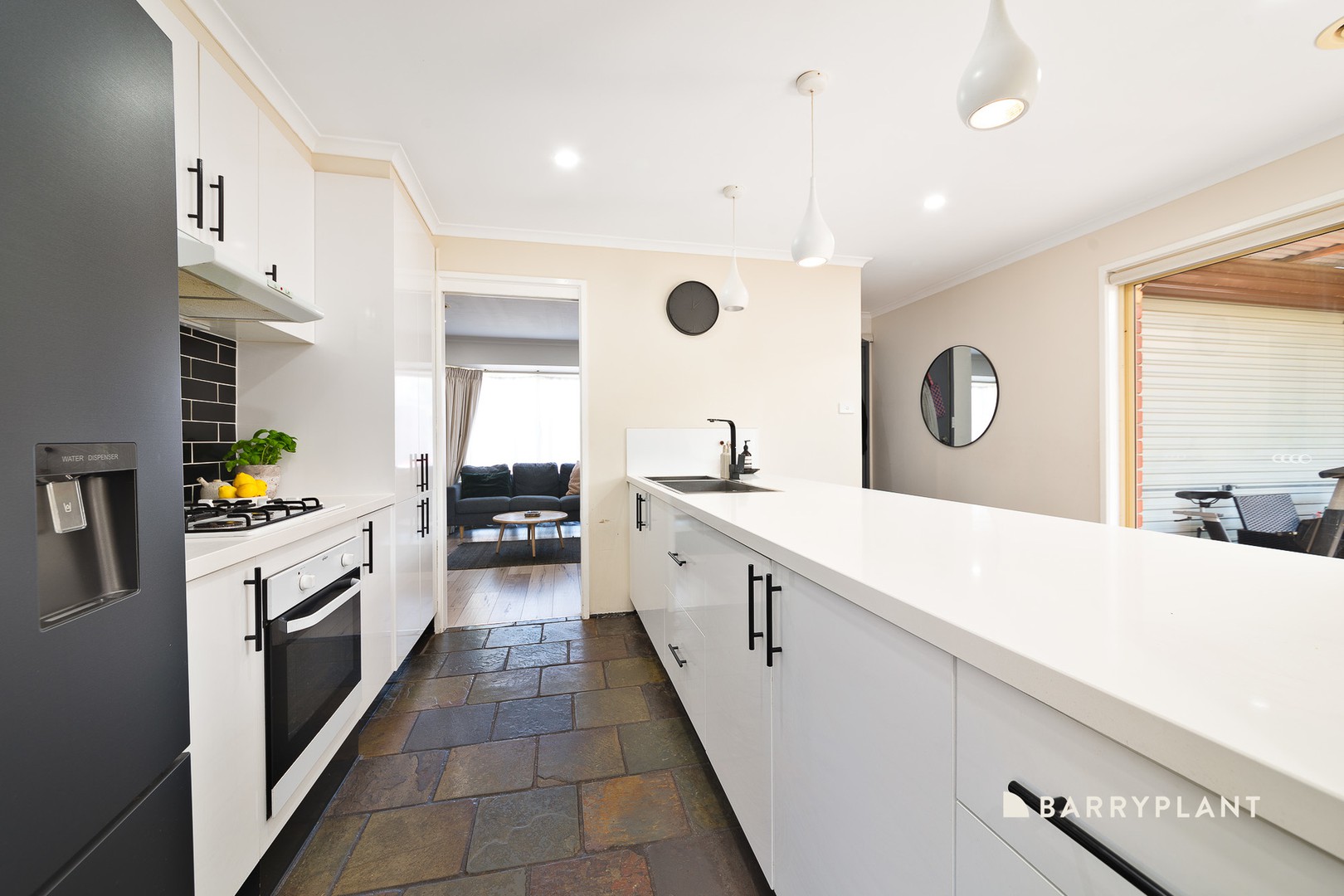 31 Matthews Crescent, Roxburgh Park, VIC 3064, Roxburgh Park - Thumbnail 3