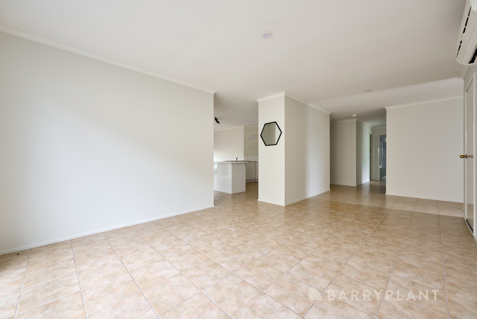 31 Mccartney Drive, Narre Warren South, VIC 3805 - Thumbnail 2 - 09/04/2025