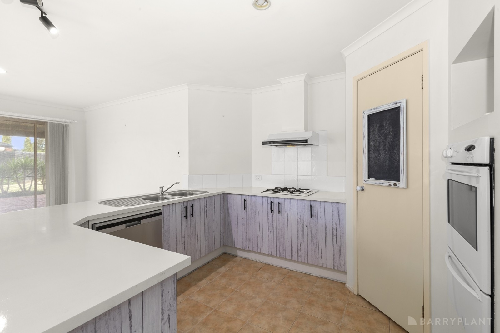 31 Mccartney Drive, Narre Warren South, VIC 3805, Narre Warren South - Thumbnail 4