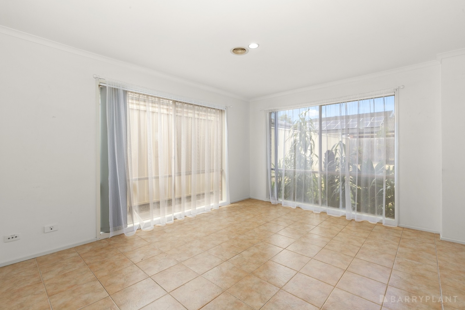 31 Mccartney Drive, Narre Warren South, VIC 3805, Narre Warren South - Thumbnail 7