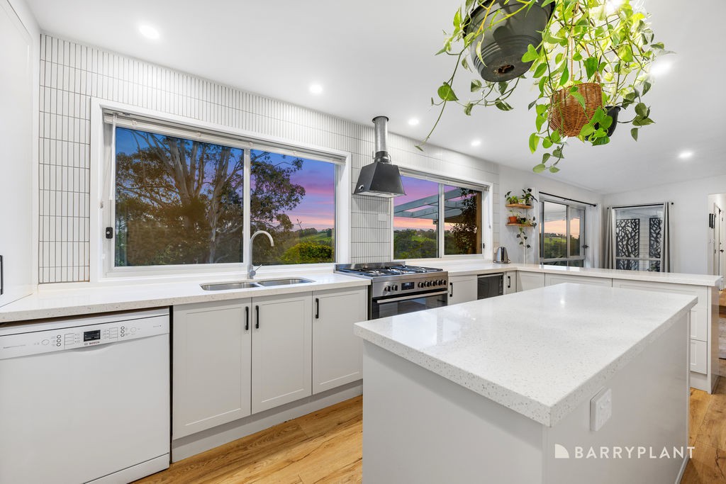 31 Monbulk Seville Road, Seville, VIC 3139, Seville - Thumbnail 8