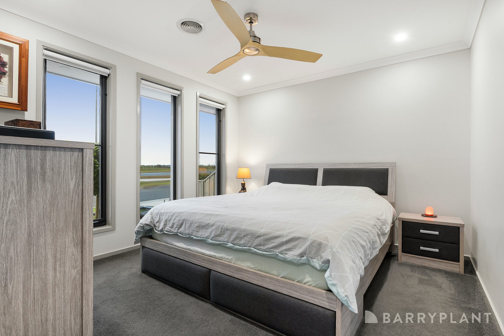 31 Moroak Crescent, Clyde North, VIC 3978, Clyde North - Thumbnail 7