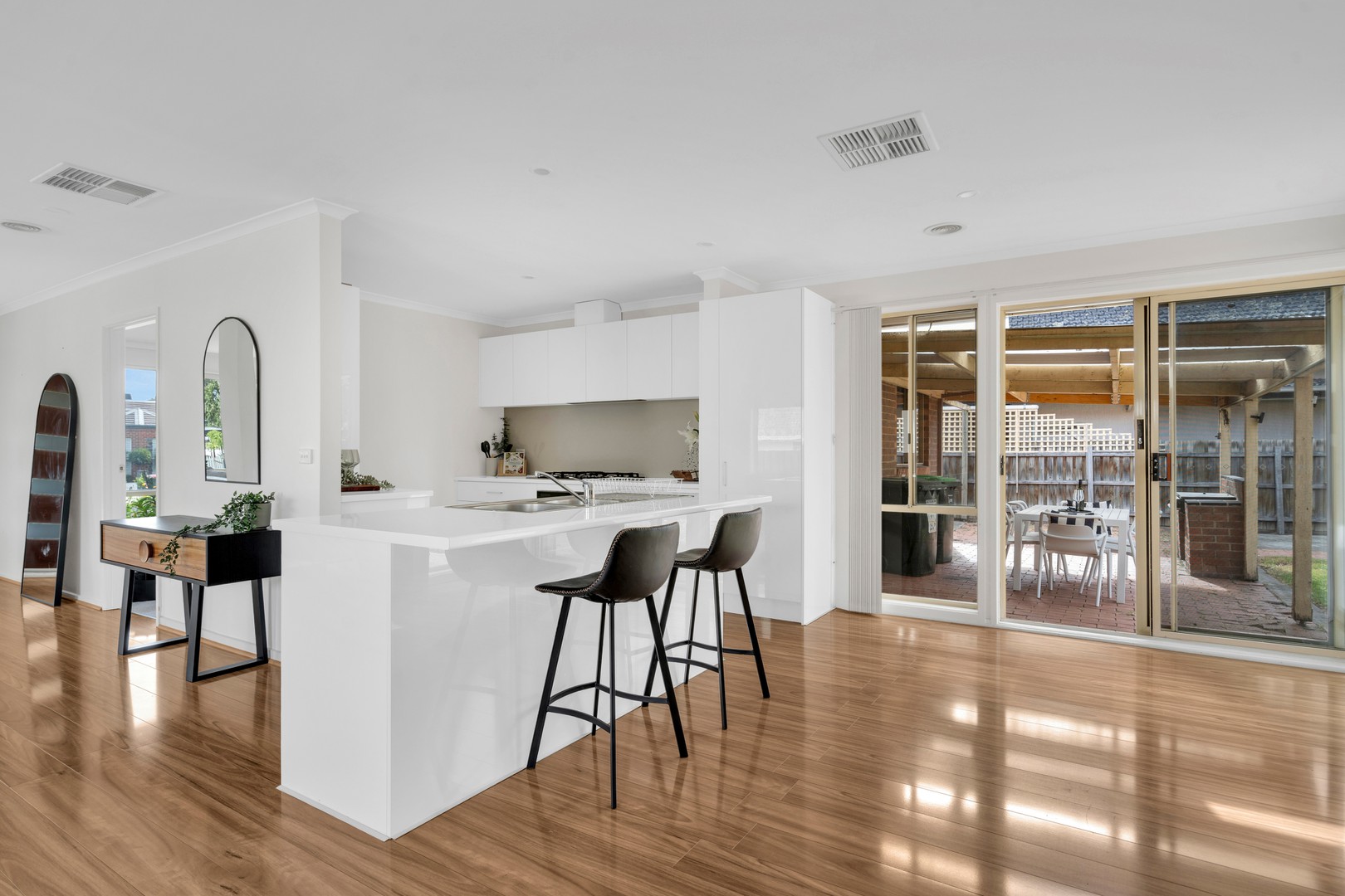 31 Mossgiel Avenue, Greenvale, VIC 3059, Greenvale - Thumbnail 5