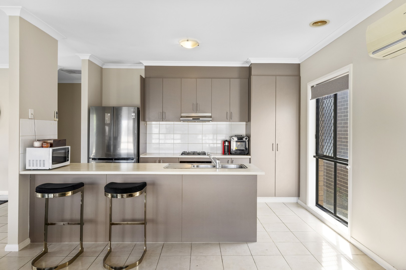 31 Mount Way, Caroline Springs, VIC 3023 - Thumbnail 2 - 24/08/2026
