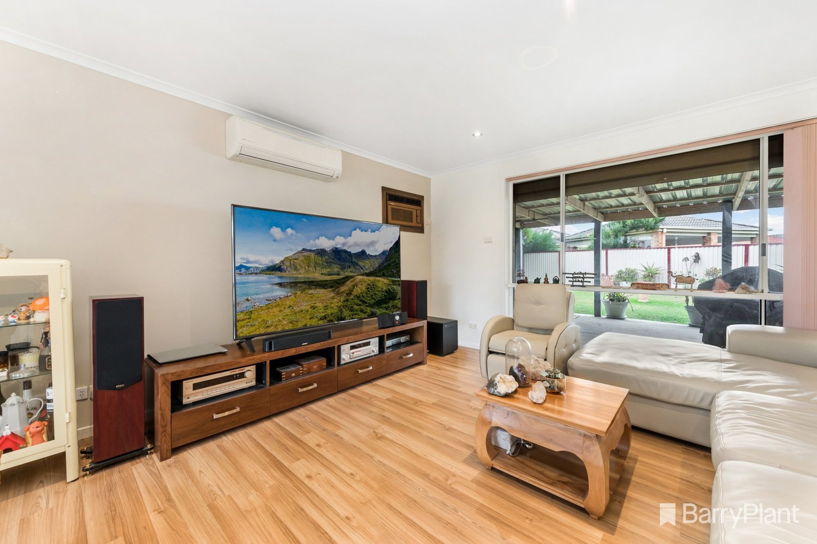 31 Narellan Drive, Hampton Park, VIC 3976, Hampton Park - Thumbnail 2