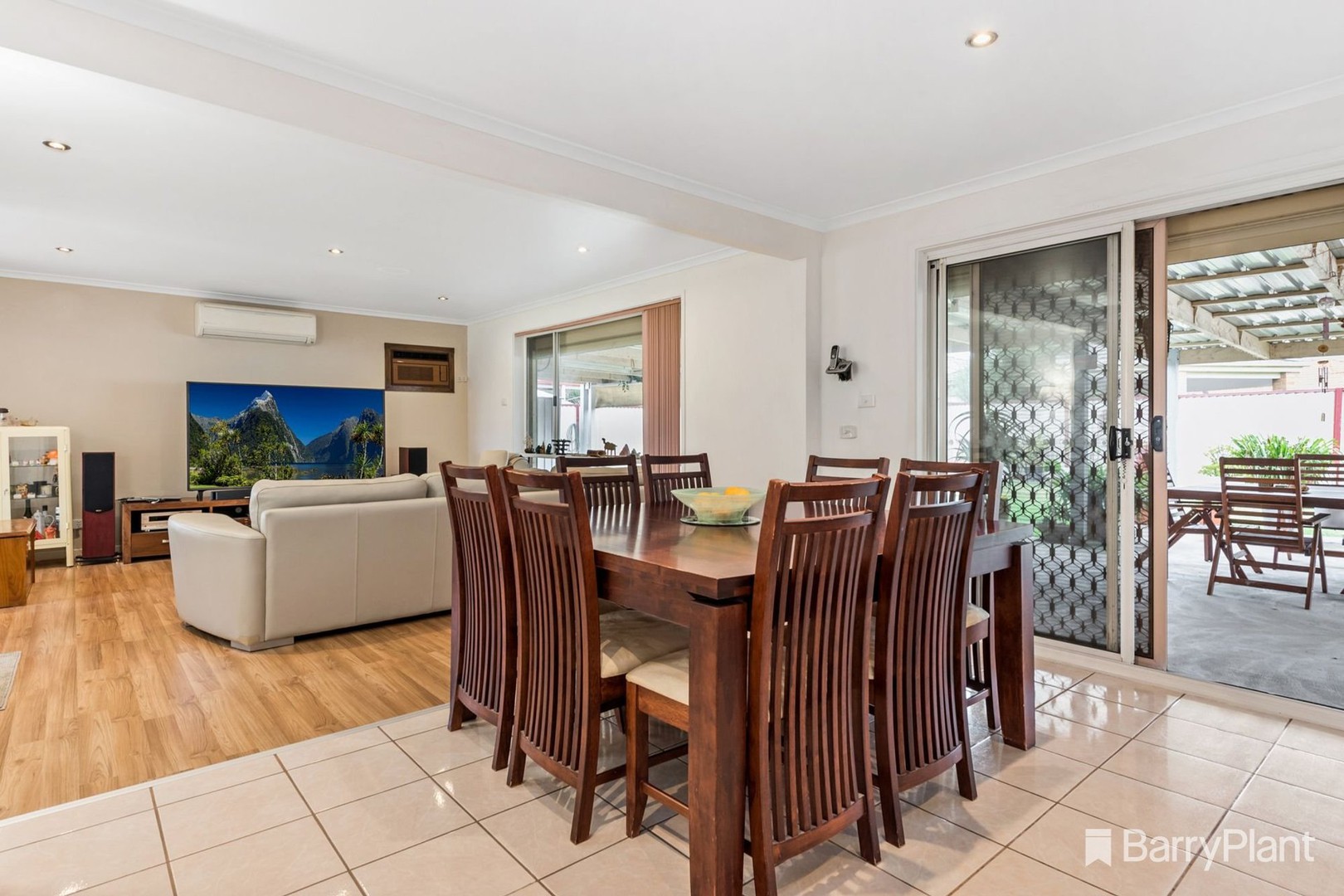 31 Narellan Drive, Hampton Park, VIC 3976, Hampton Park - Thumbnail 4