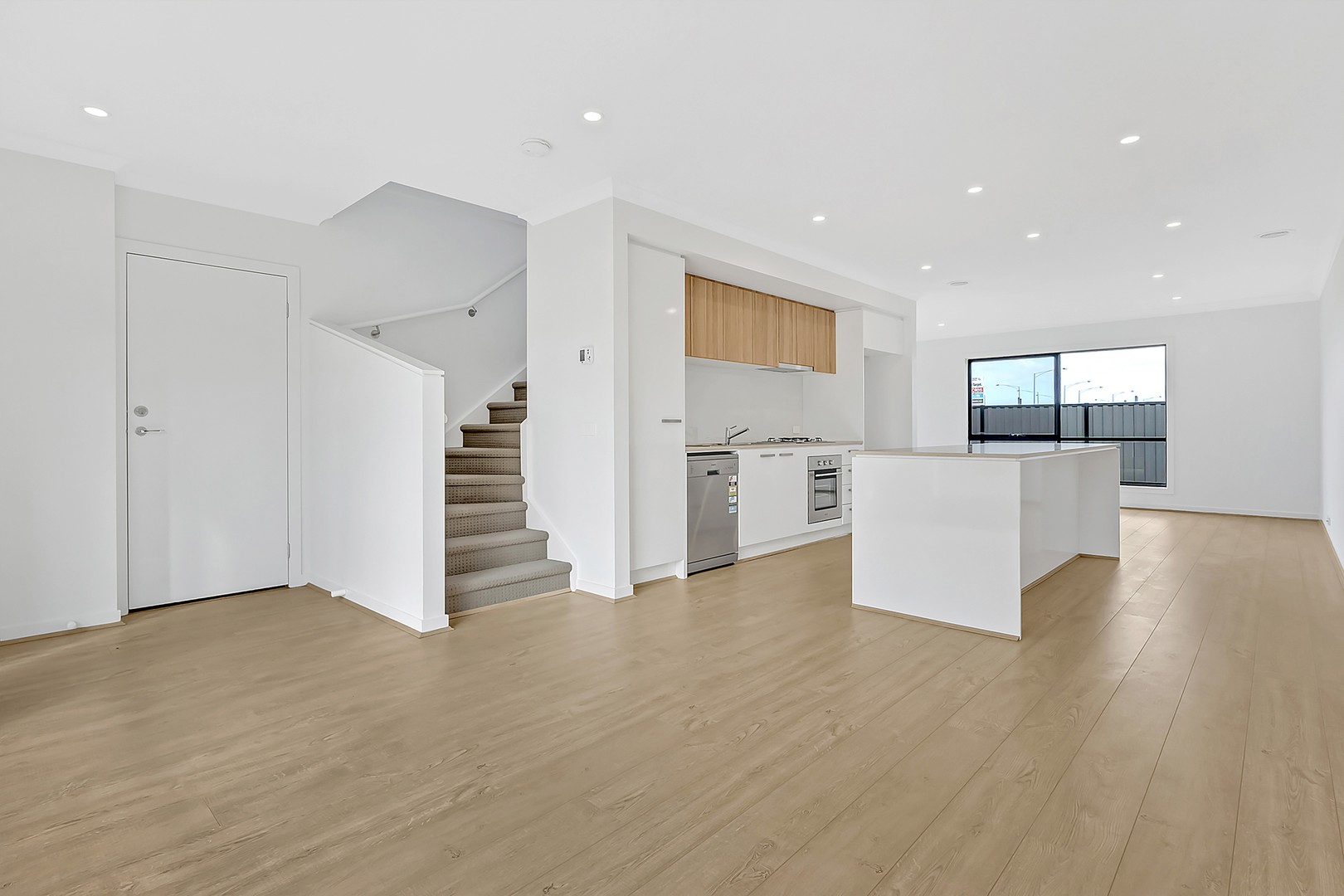 31 Nautical Crescent, Craigieburn, VIC 3064, Craigieburn - Thumbnail 3