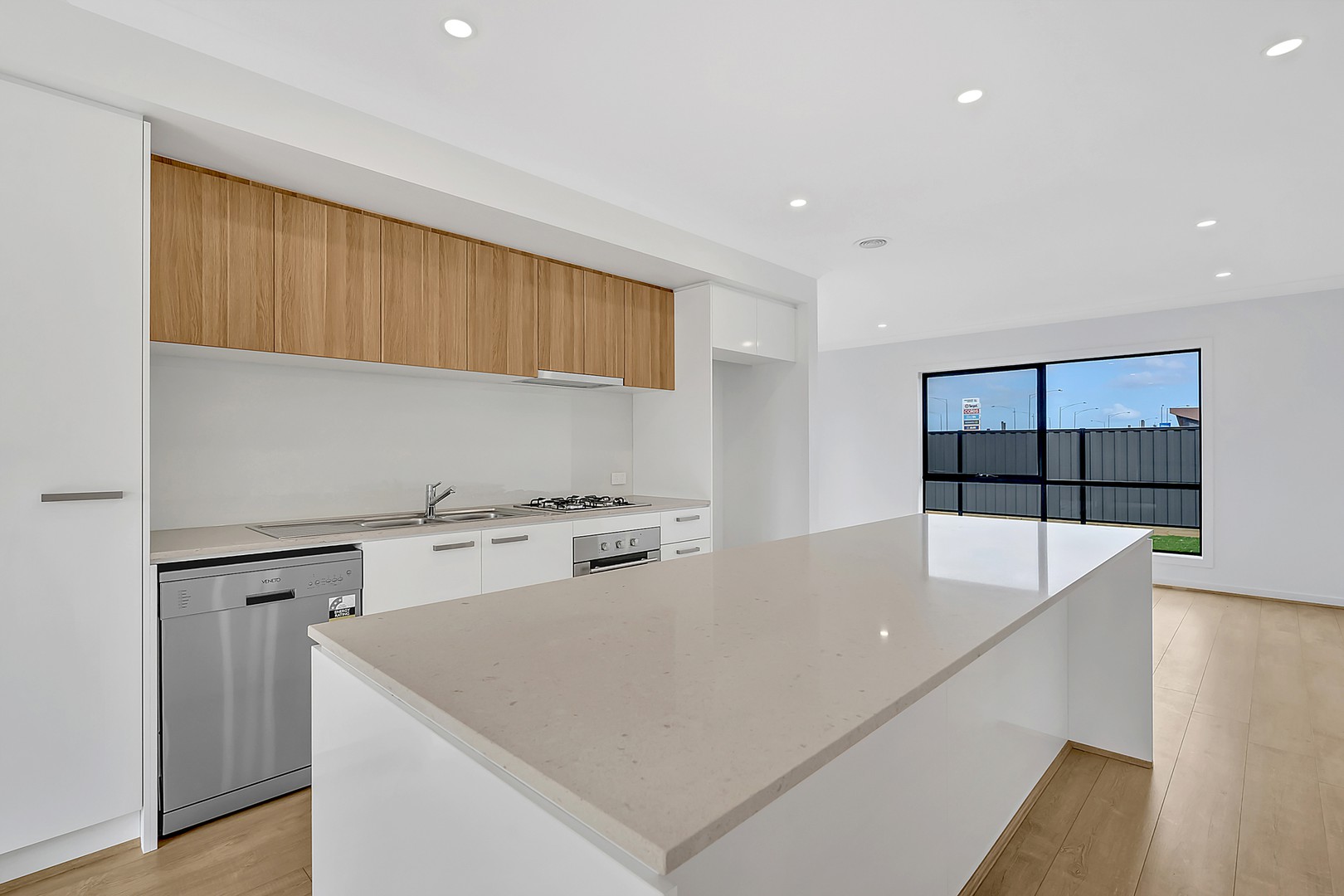 31 Nautical Crescent, Craigieburn, VIC 3064, Craigieburn - Thumbnail 4