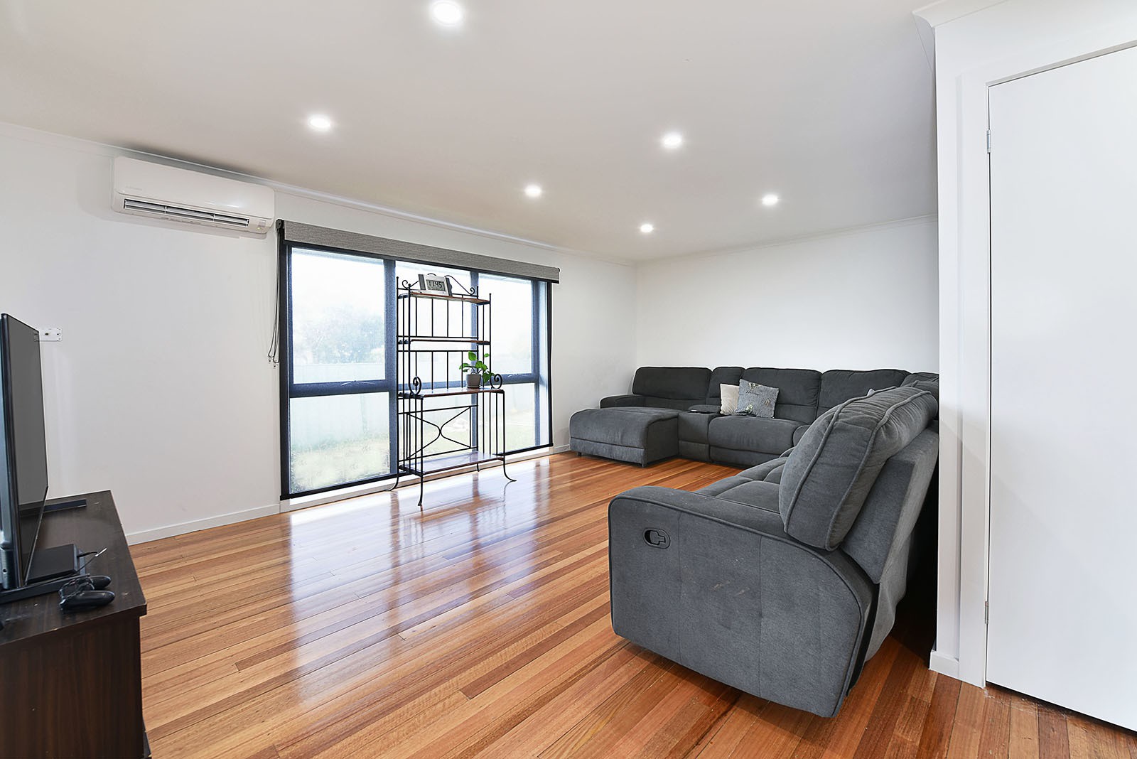 31 Ohea Street, Coburg, VIC 3058 - Thumbnail 1 - 04/05/2024