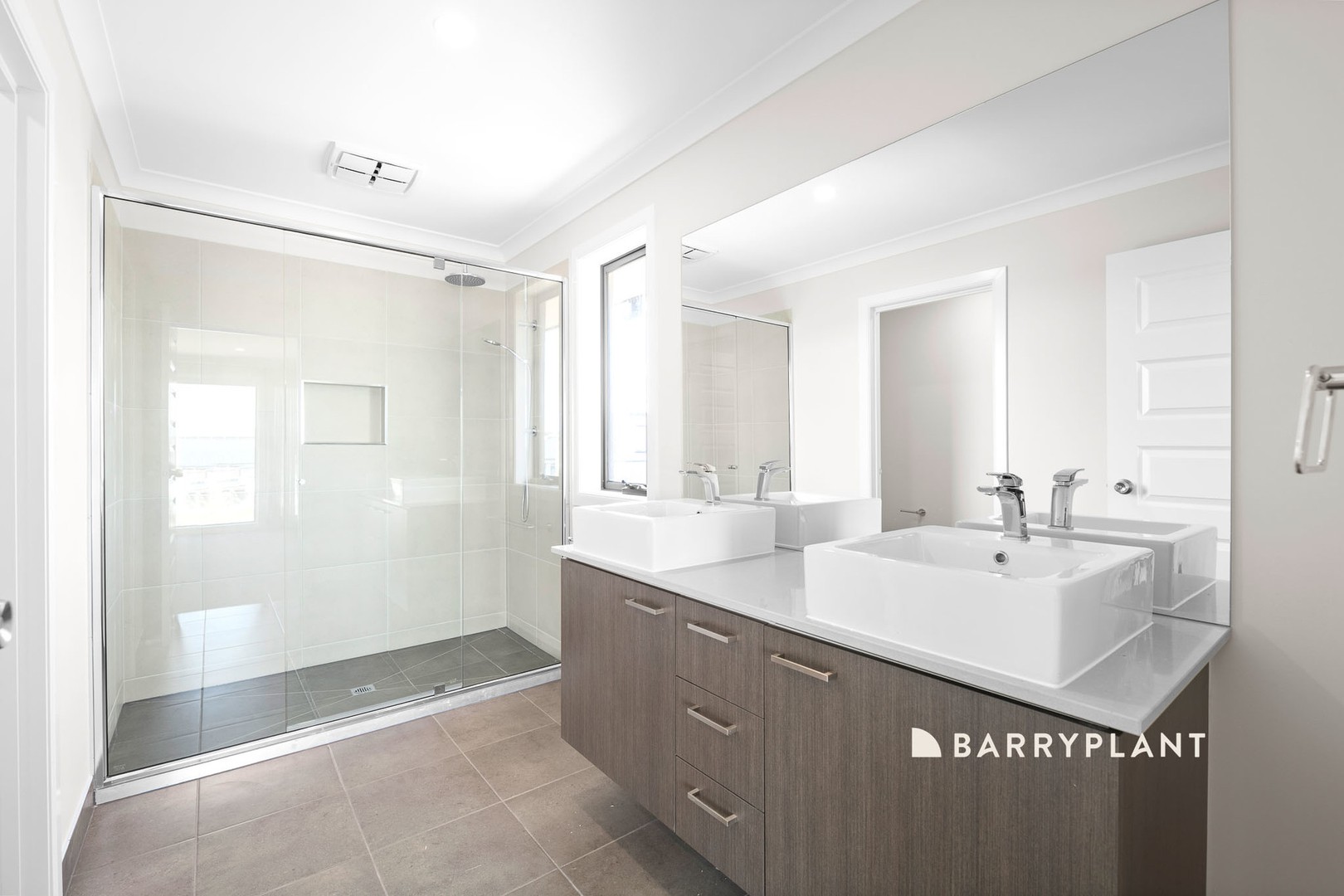 31 Orana Boulevard, Clyde North, VIC 3978, Clyde North - Thumbnail 8