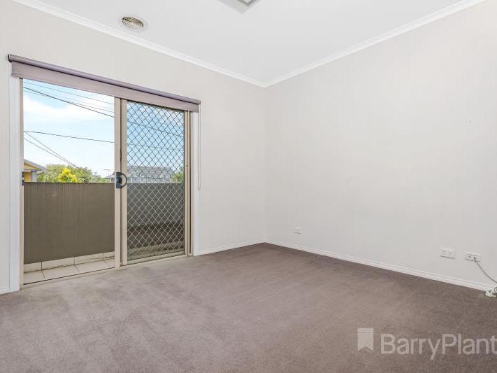 31 Parkin Avenue, Cheltenham, VIC 3192, Cheltenham - Thumbnail 5