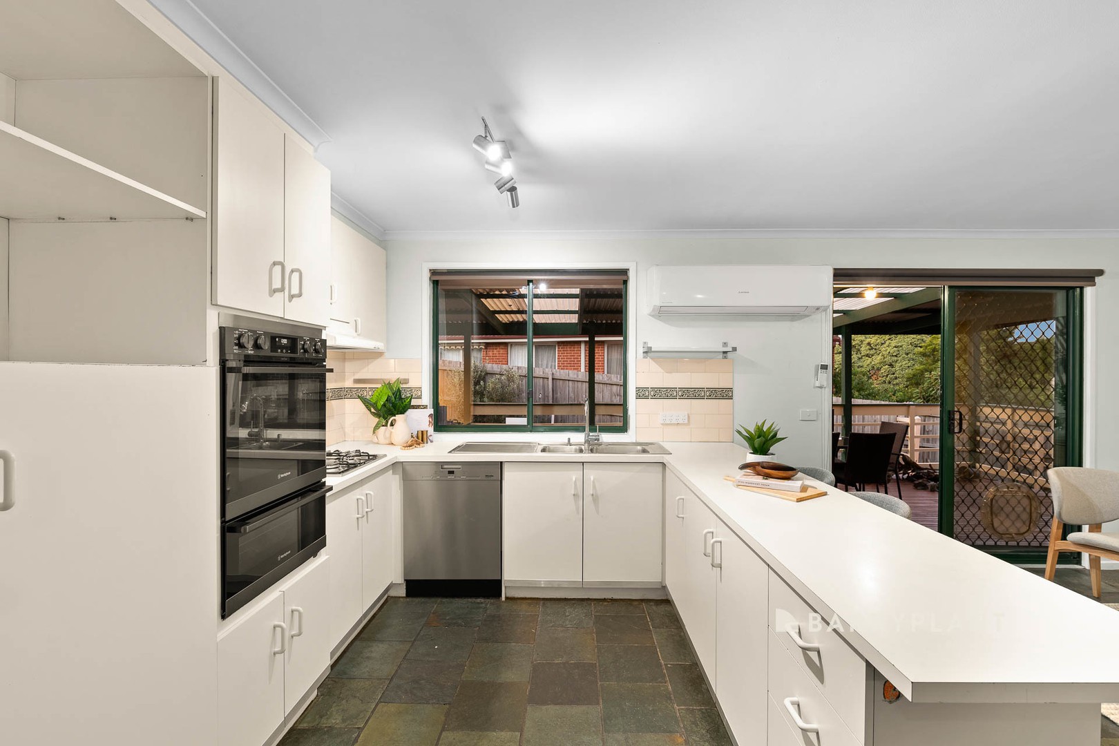 31 Pirra Place, Narre Warren, VIC 3805, Narre Warren - Thumbnail 4
