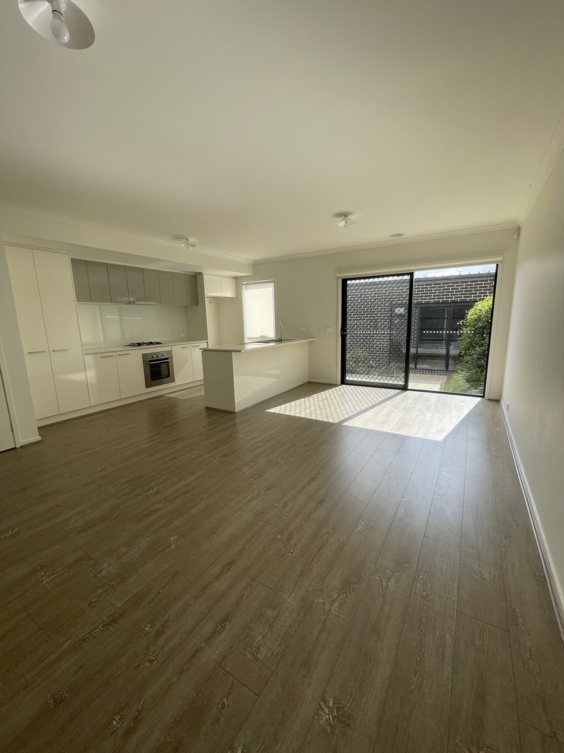 31 Plenty View, Beveridge, VIC 3753, Beveridge - Thumbnail 5