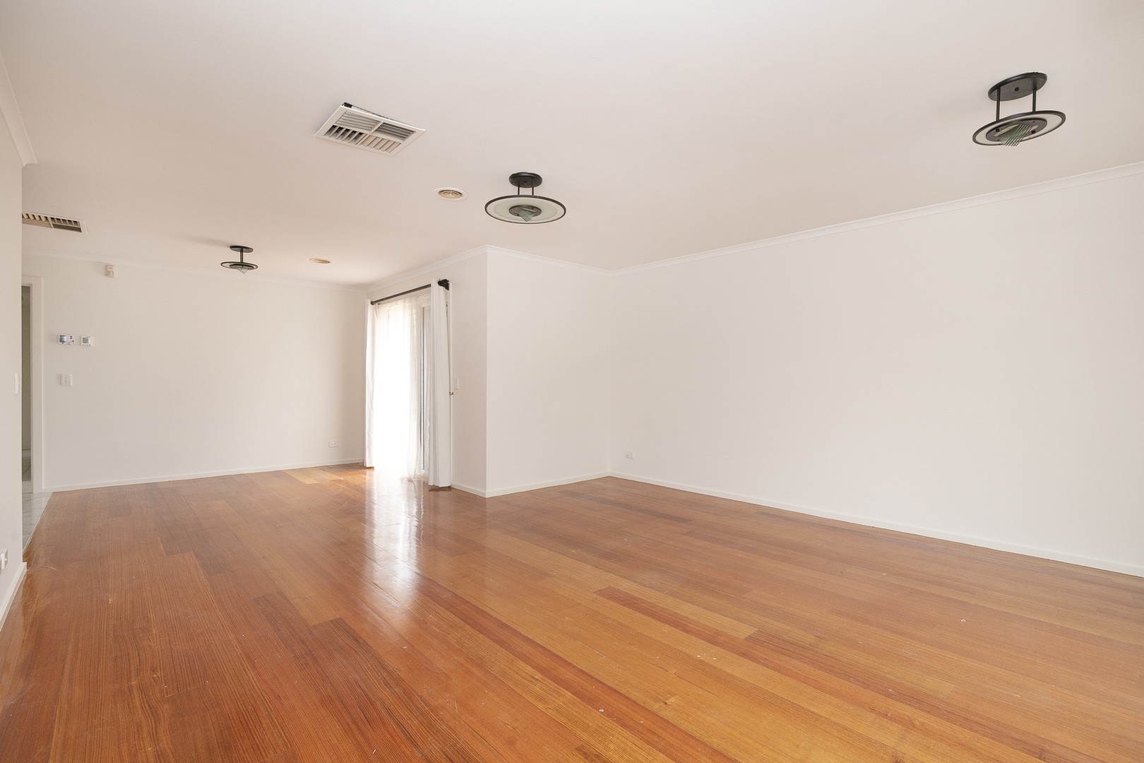31 Proctor Crescent, Keilor Downs, VIC 3038, Keilor Downs - Thumbnail 2