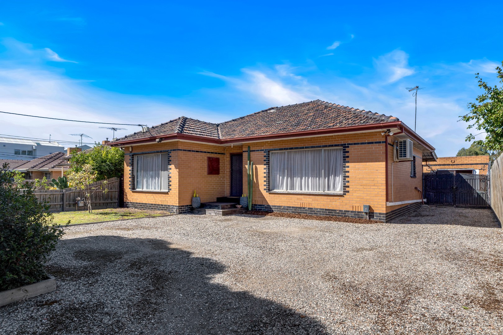31 Rathcown Road, Reservoir, VIC 3073, Reservoir - Thumbnail 3