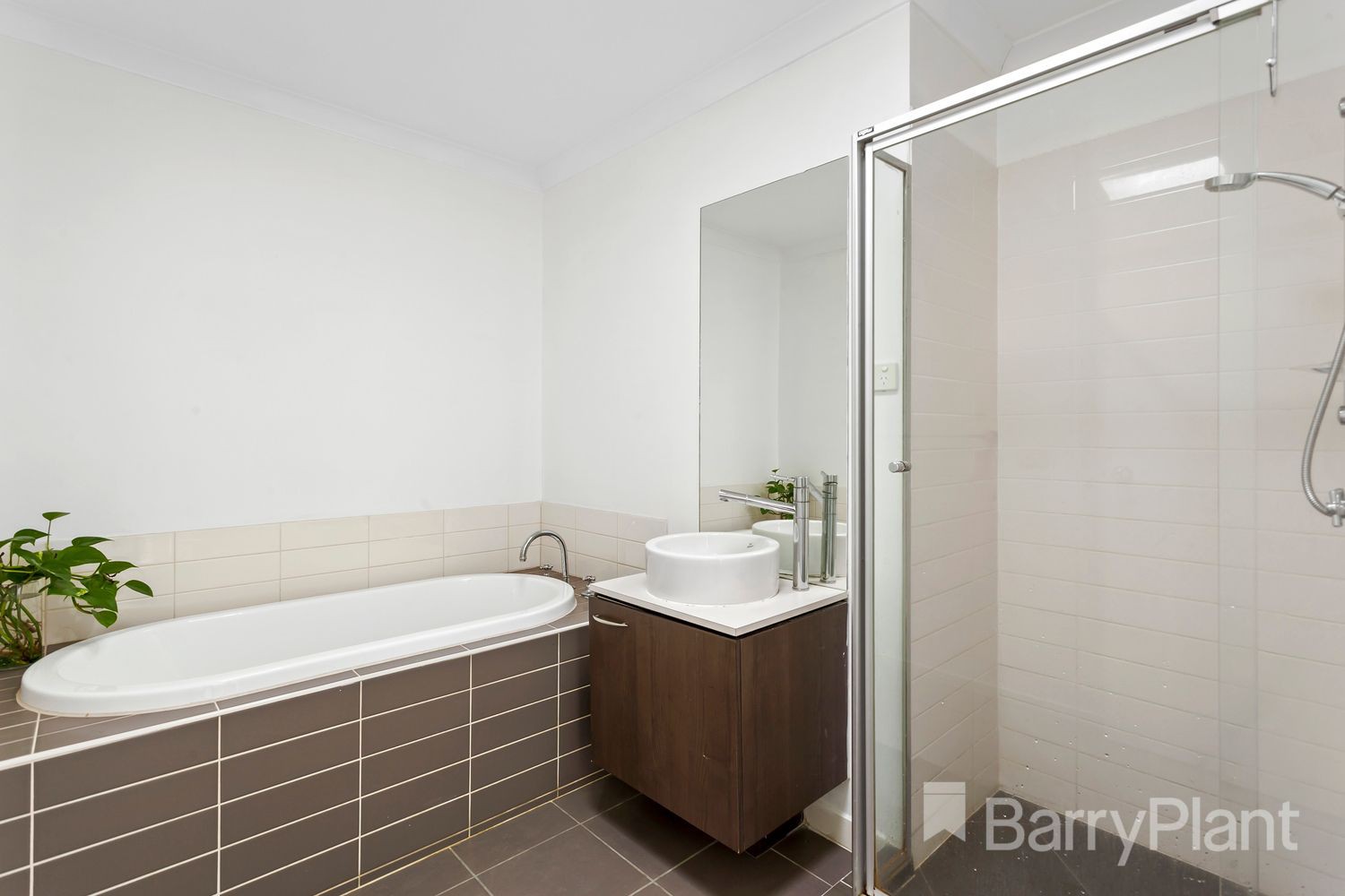 31 Redbox Crescent, Burnside Heights, VIC 3023, Burnside Heights - Thumbnail 8