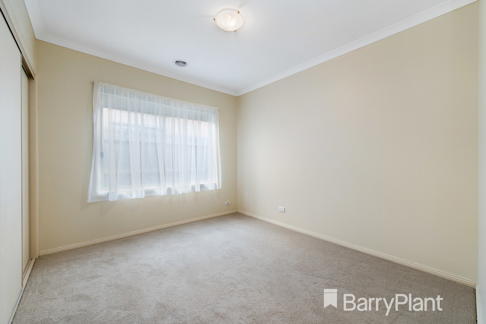 31 Retford Close, Werribee, VIC 3030, Werribee - Thumbnail 4