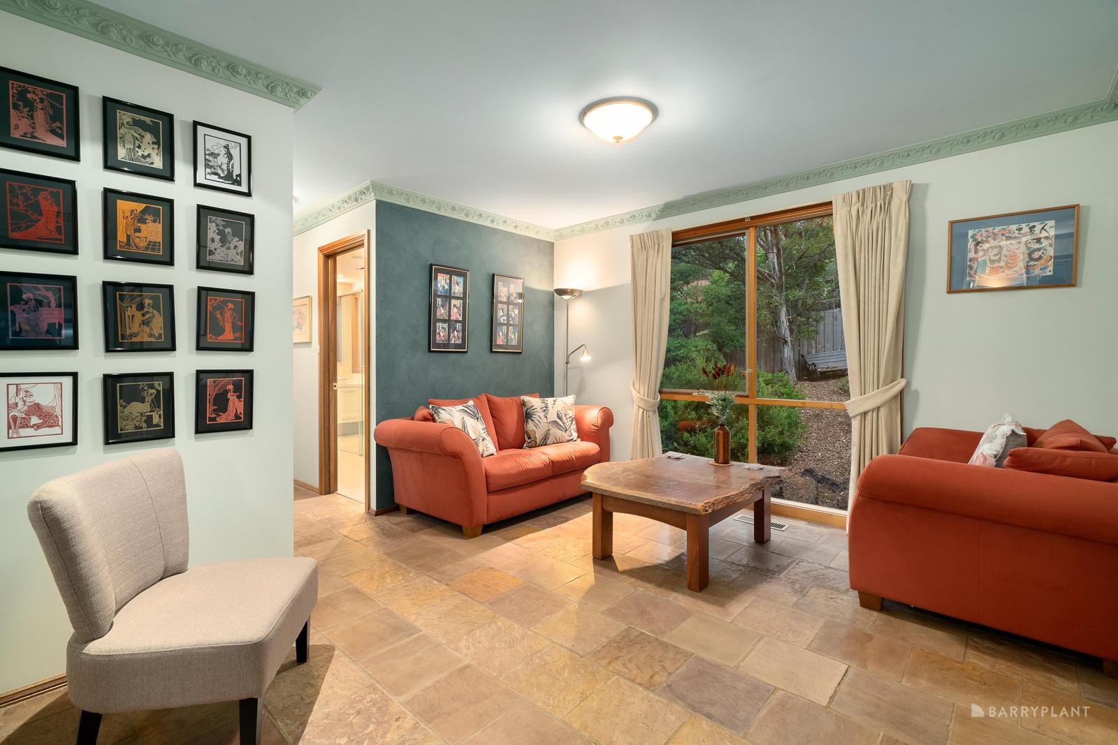 31 Ridgeview Street, Eltham, VIC 3095, Eltham - Thumbnail 3