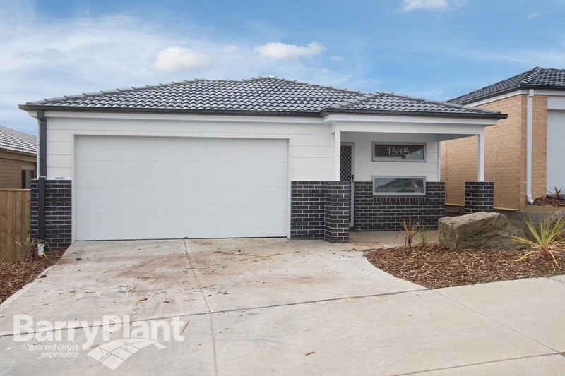 31 Rockford Street, Pakenham, VIC 3810 - Thumbnail 1 - 13/06/2024