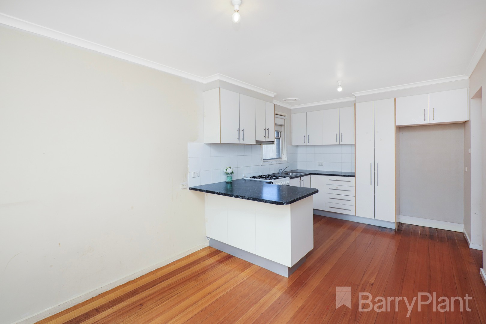 31 Rosebud Crescent, Broadmeadows, VIC 3047, Broadmeadows - Thumbnail 6