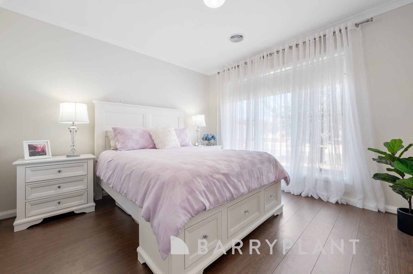 31 Sadie Avenue, Thornhill Park, VIC 3335 - Thumbnail 2 - 12/03/2025