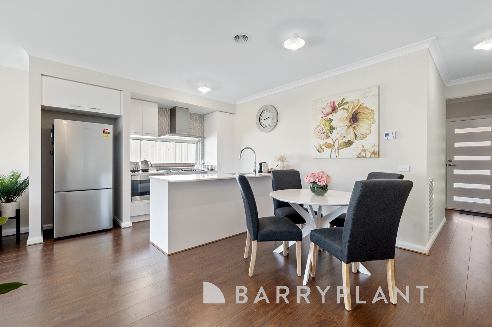 31 Sadie Avenue, Thornhill Park, VIC 3335, Thornhill Park - Thumbnail 7