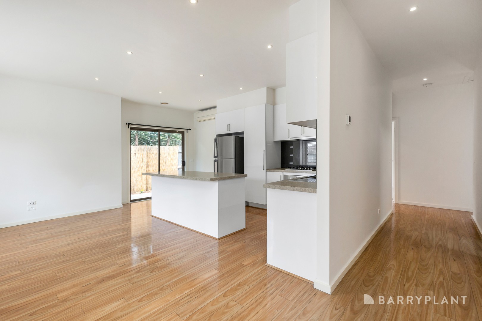 31 Somerlayton Crescent, Fawkner, VIC 3060 - Thumbnail 2 - 18/10/2023