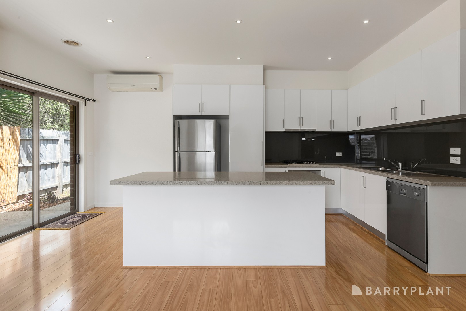 31 Somerlayton Crescent, Fawkner, VIC 3060, Fawkner - Thumbnail 3
