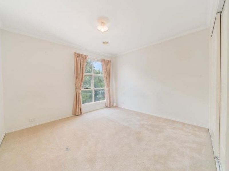 31 St Claire Walk, Doncaster East, VIC 3109, Doncaster East - Thumbnail 4