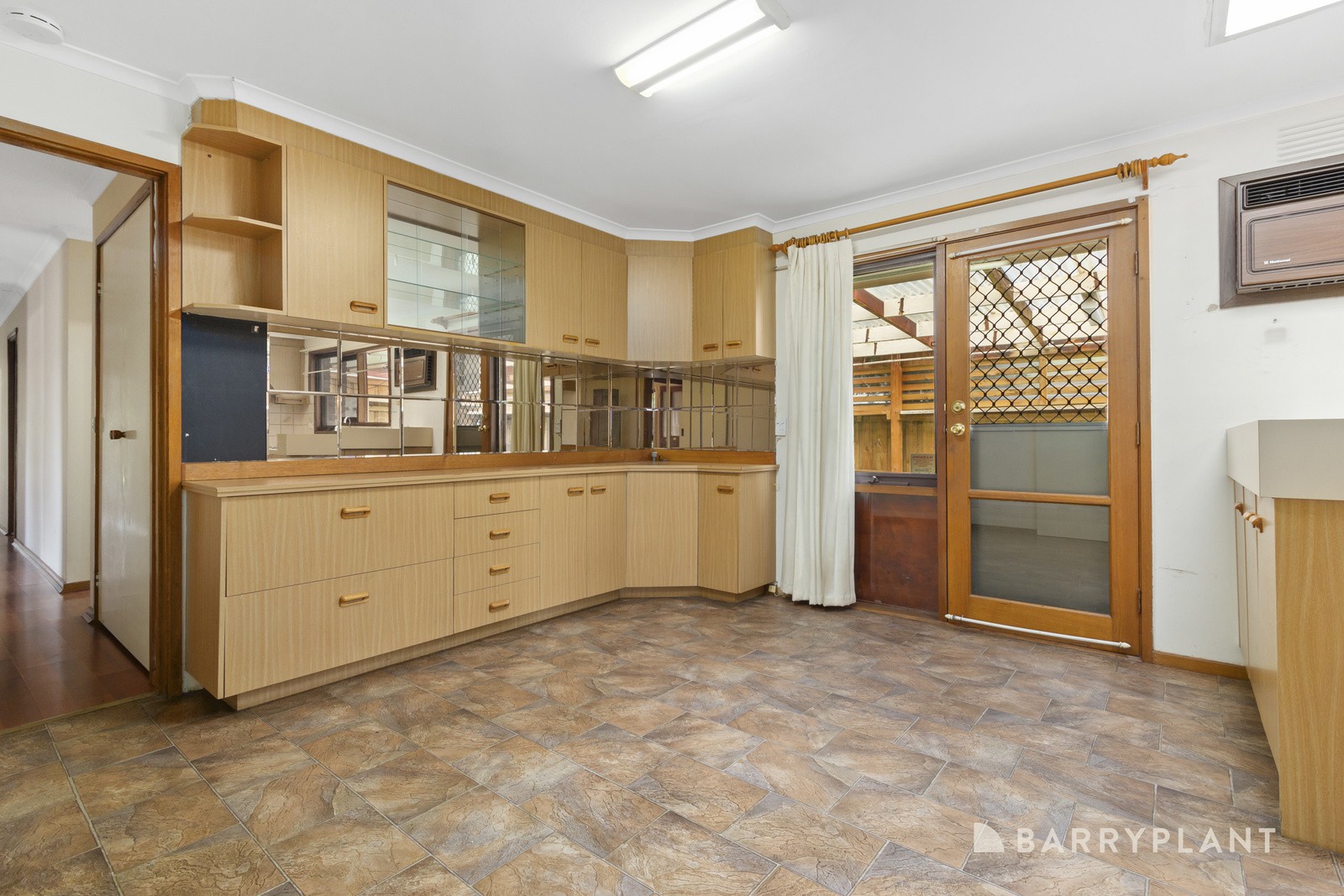 31 Stoneleigh Avenue, Boronia, VIC 3155, Boronia - Thumbnail 5