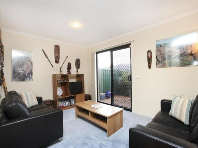 31 Strickland Crescent, Burnside, VIC 3023, Burnside - Thumbnail 3