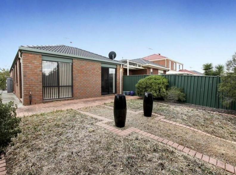 31 Strickland Crescent, Burnside, VIC 3023, Burnside - Thumbnail 6