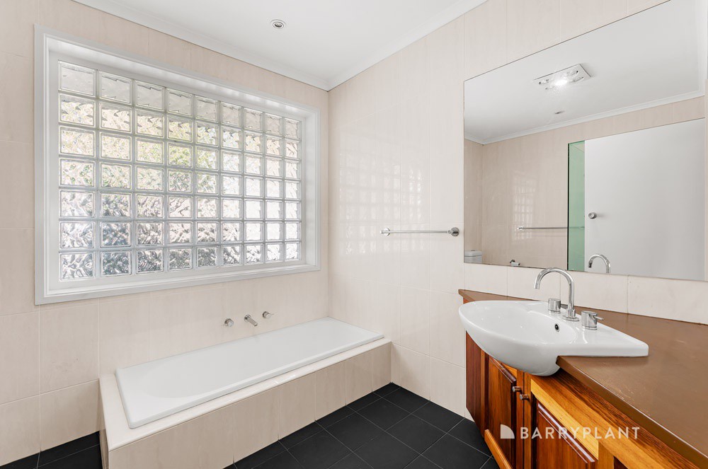 31 Summit Crescent, Ringwood North, VIC 3134, Ringwood North - Thumbnail 4