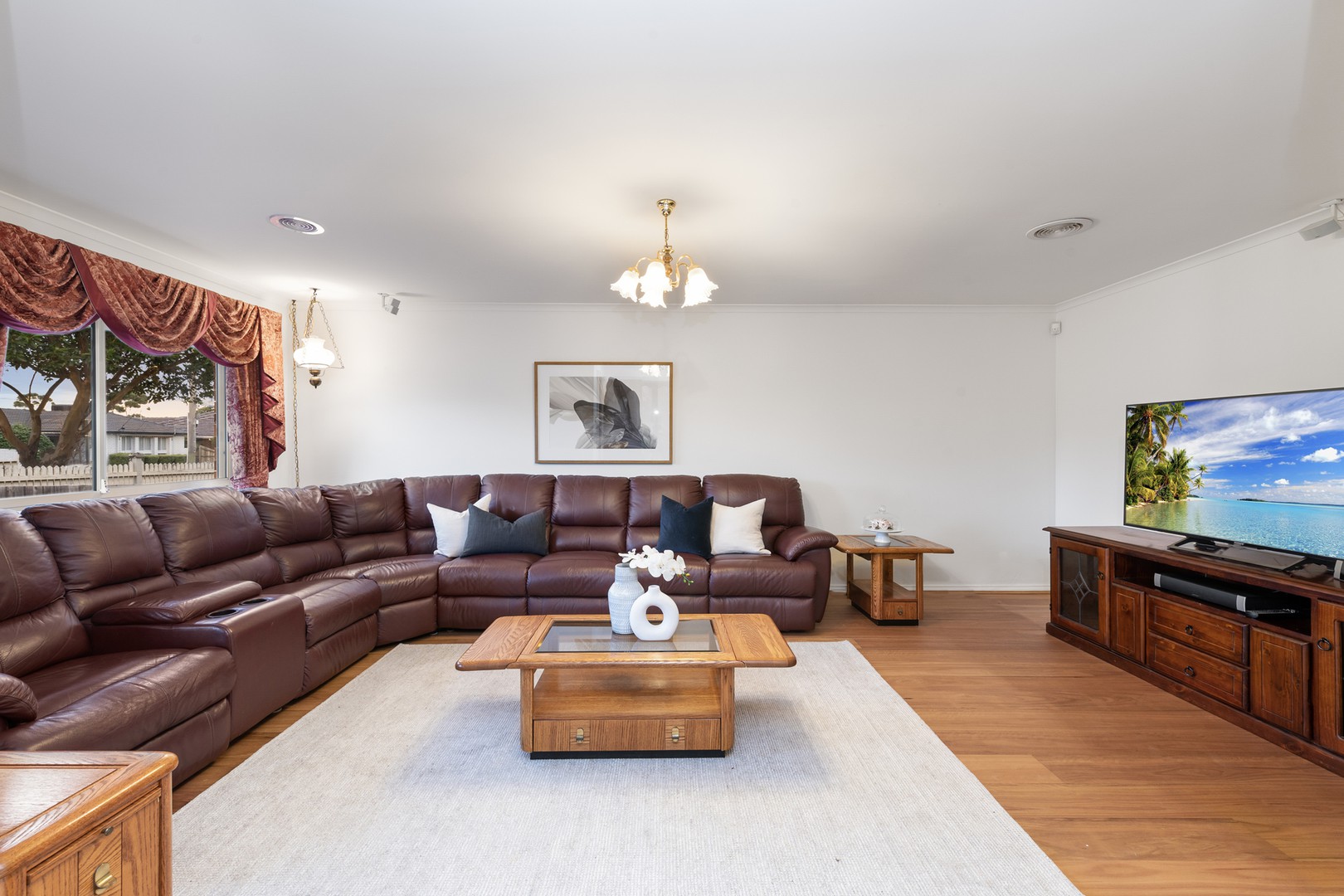31 Tarella Drive, Keilor Downs, VIC 3038, Keilor Downs - Thumbnail 2