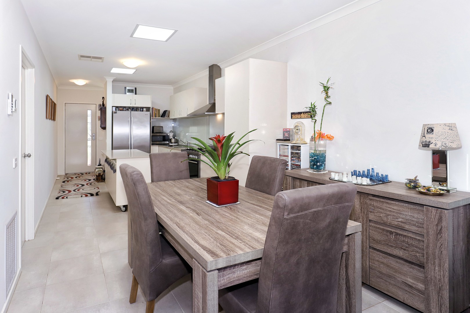 31 Travers Street, Craigieburn, VIC 3064, Craigieburn - Thumbnail 4