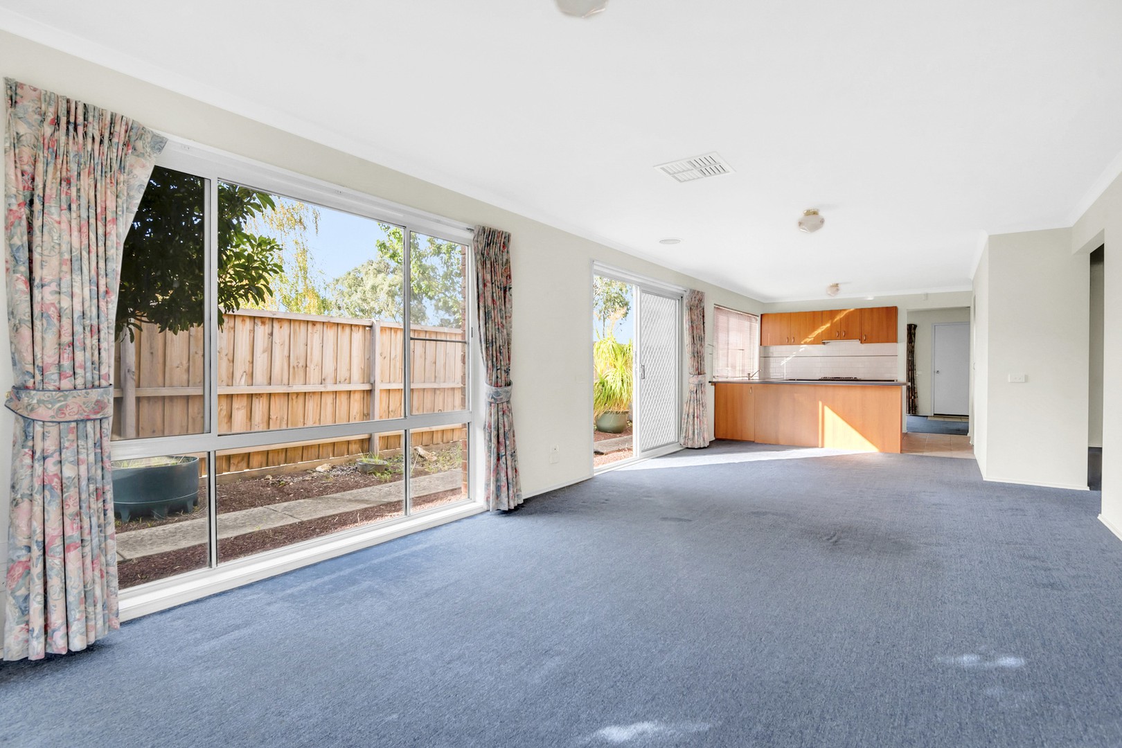 31 Volantis Crescent, Roxburgh Park, VIC 3064, Roxburgh Park - Thumbnail 5