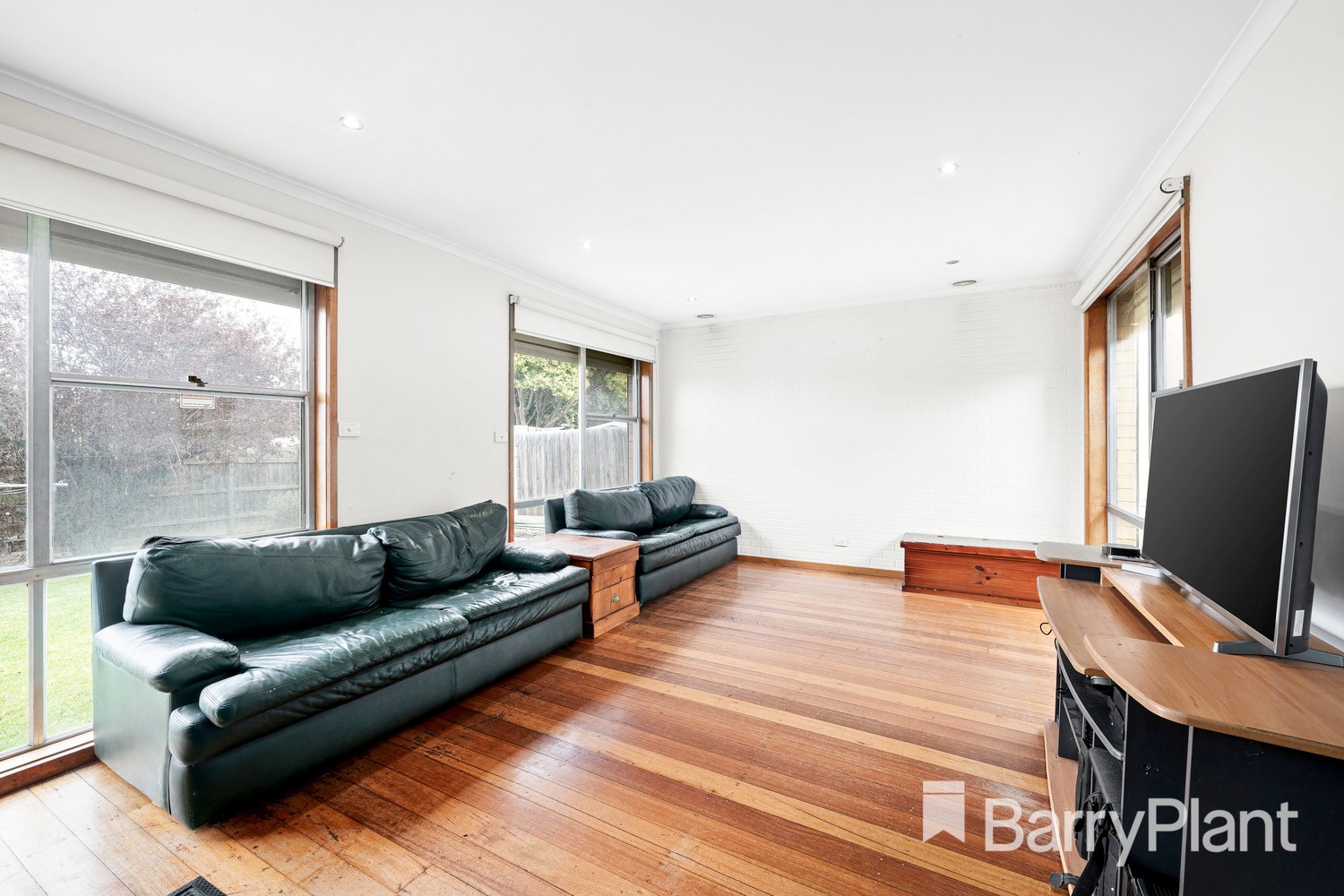 31 Warmington Road, Sunshine West, VIC 3020, Sunshine West - Thumbnail 2