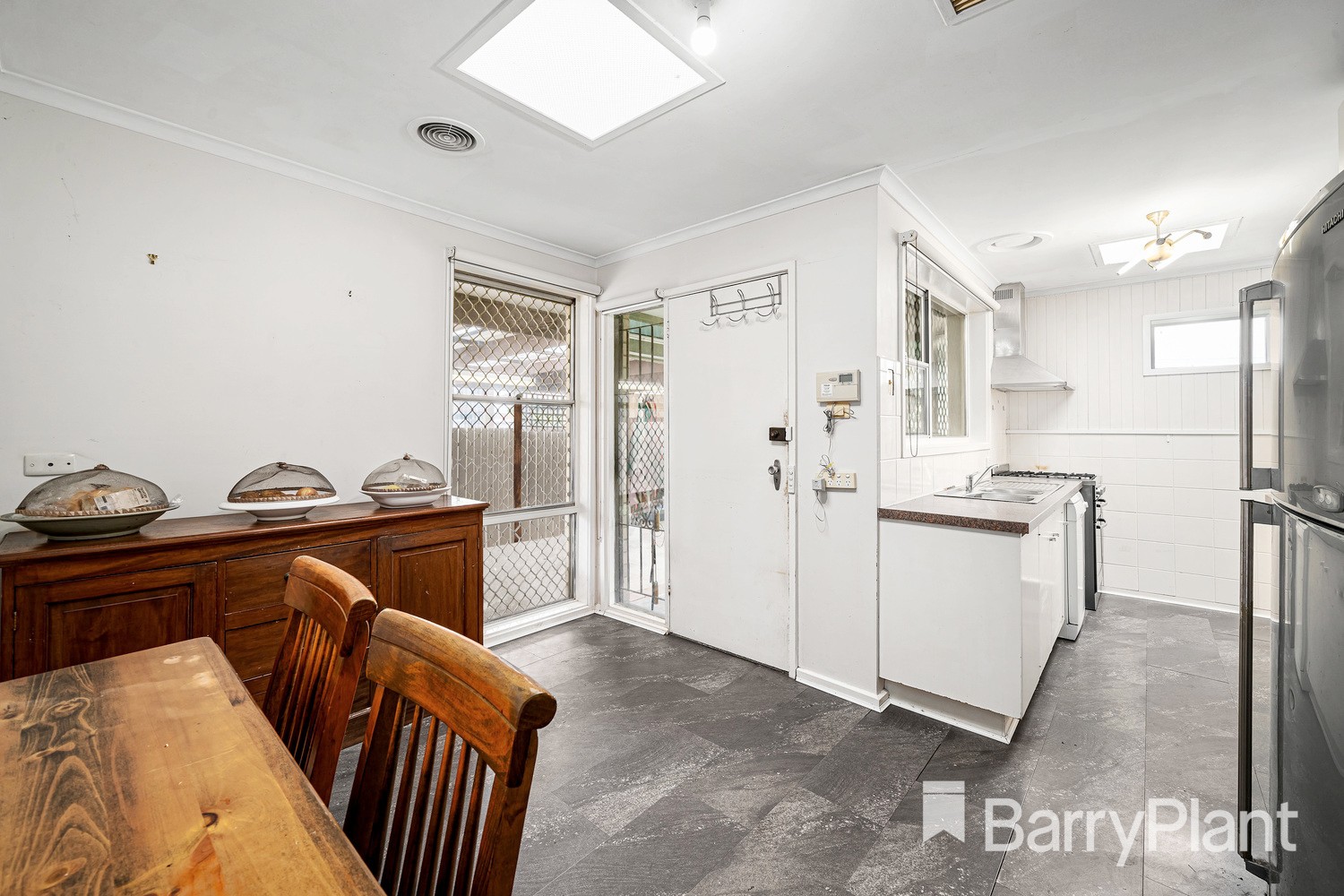 31 Warmington Road, Sunshine West, VIC 3020, Sunshine West - Thumbnail 5