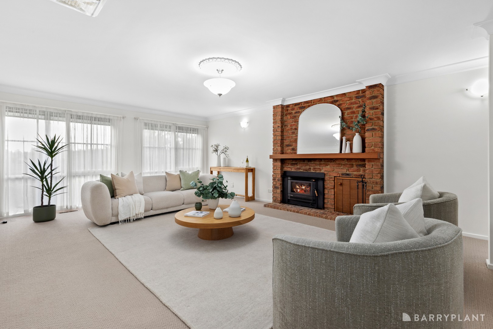 31 Woodlands Road, Heathmont, VIC 3135 - Thumbnail 2 - 10/09/2026