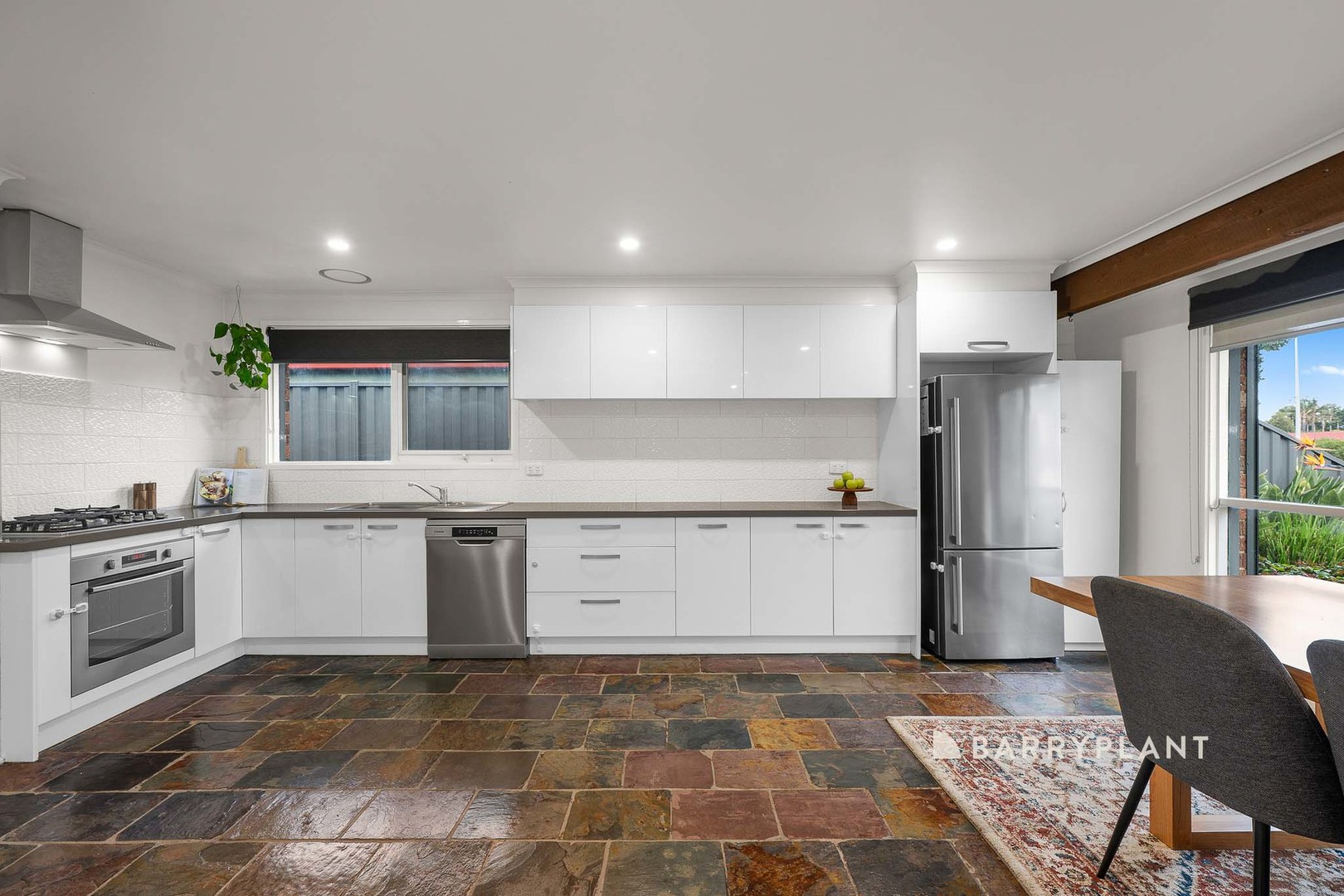 310 Princes Highway, Narre Warren, VIC 3805, Narre Warren - Thumbnail 3